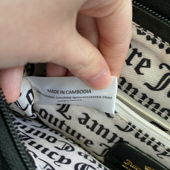 Black and gold juicy couture purse - Picture 4 of 6